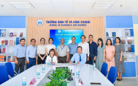 Trường Kinh tế và Kinh doanh: Kết nối giảng đường với thị trường lao động